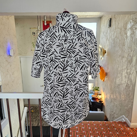 Chaps Black and White Button-Down Palm Shirt - Picture 3 of 4